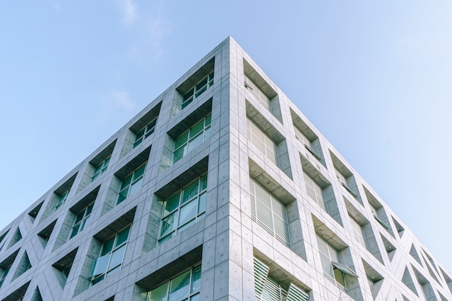 Public Schools Images/Photos: 3. A photo of Tainan National First Senior High School Building, Tainan City, Taiwan. Photo by Should Wang on Unsplash